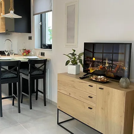 Polyxeni Apartament Laganas