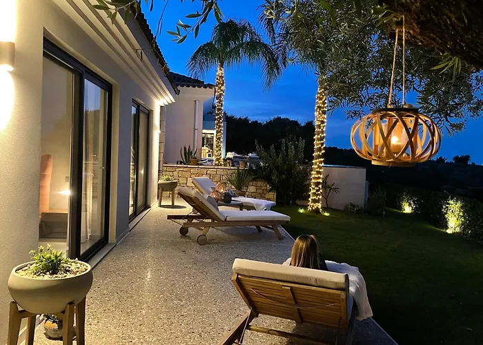 Polyxeni Apartamento *